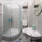 Daire Beachfront Jesenice (Split-Dalmatia)