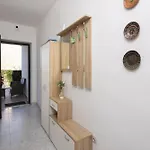 Daire Beachfront Jesenice (Split-Dalmatia)